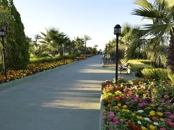 Trendy Aspendos סייד