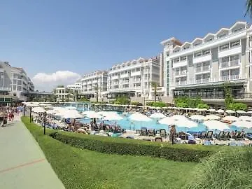 Trendy Aspendos 5*