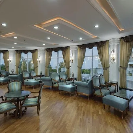 Üdülőközpont Trendy Aspendos 5*