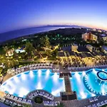 Trendy Aspendos 5* Side
